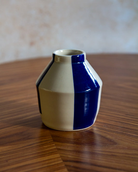 Small Bud Vase - Geometric lines