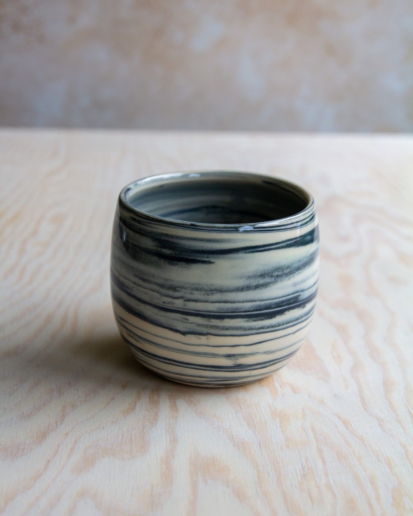 Marbled Clay Cup - Graphite/White