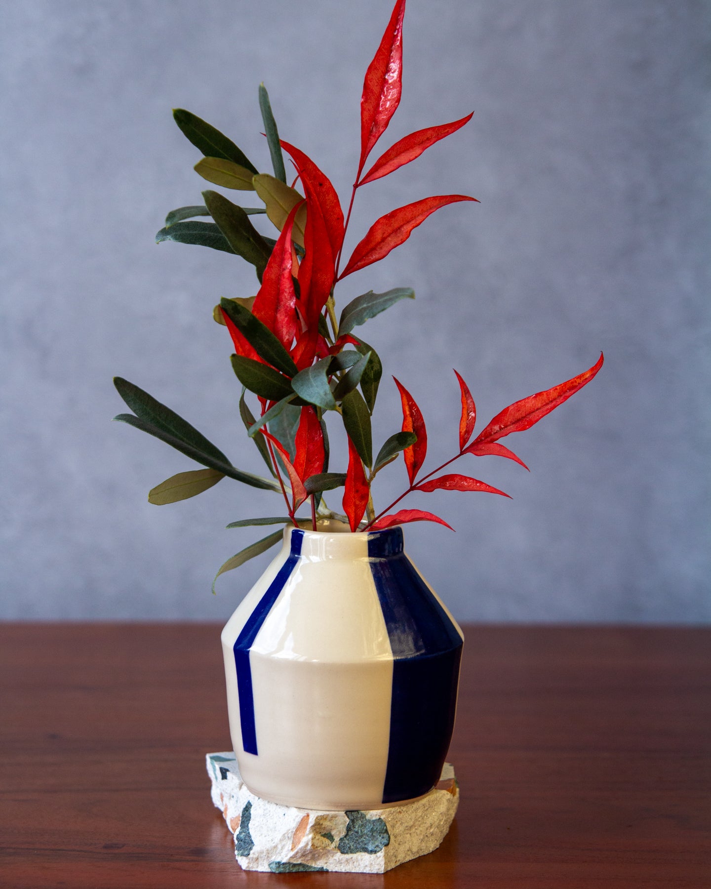 Small Bud Vase - Geometric lines